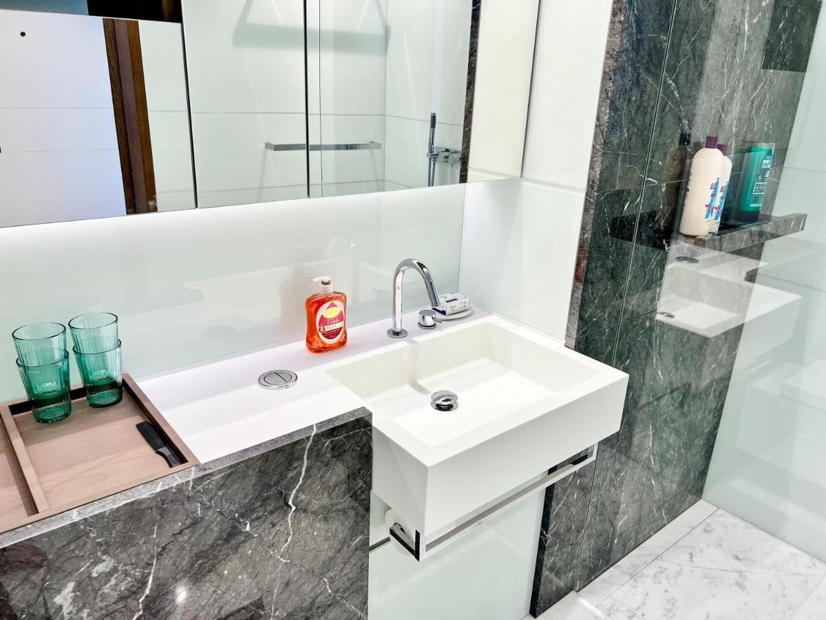 Deluxe Entire Studio next to London Eye&Trafalgar Square Aparthotel Exterior foto